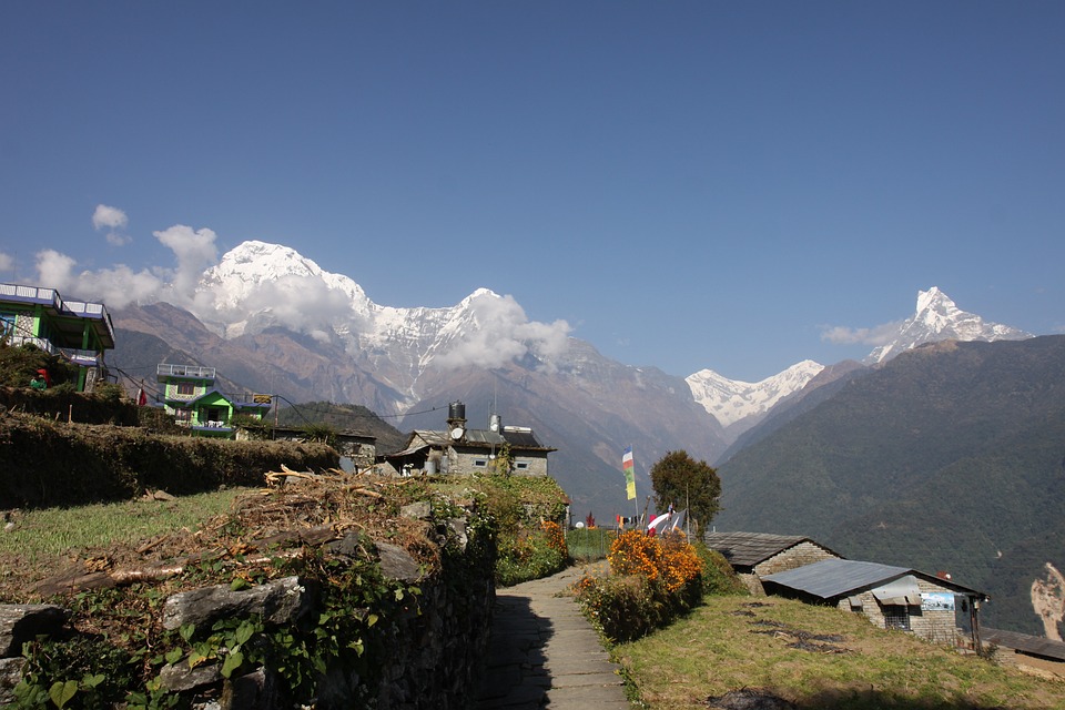 Manaslu Circuit vs Annapurna Circuit